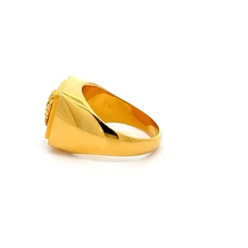 Daring’s Grandeur Gold Ring For Men - Left