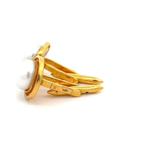 Regal Elegance Gold Cufflink - Left