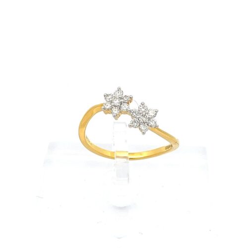 Glittering Diamond Ring | Mustafa Jewellery