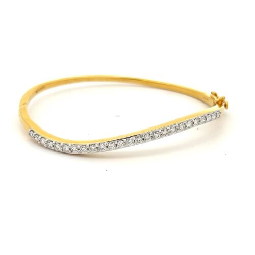 Opulent Diamond Bangle | Mustafa Jewellery Singapore