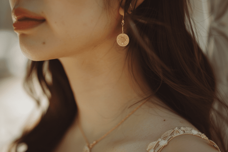 Decoding the Latest Trends in Gold Jewellery 