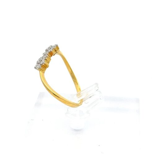 Glittering Diamond Ring - Left View